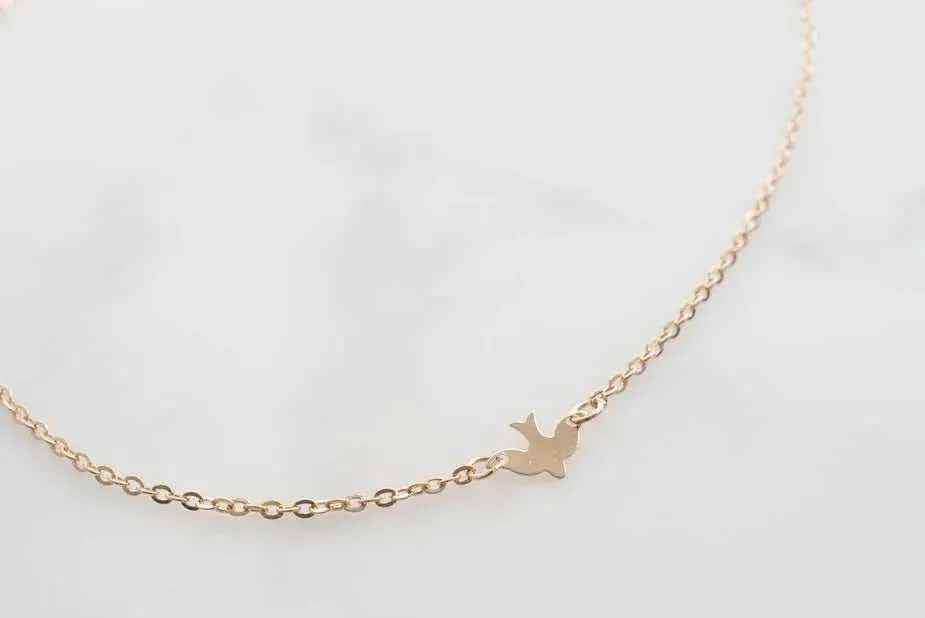 Gold Bird Necklace - linhnguyen9